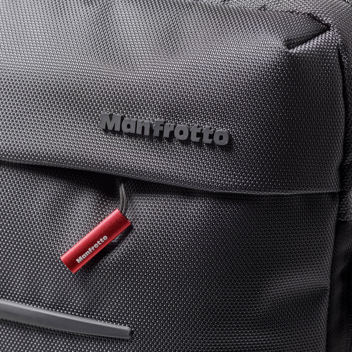 Manfrotto Manhattan Speedy-10 Camera Messenger Bag (Gray)