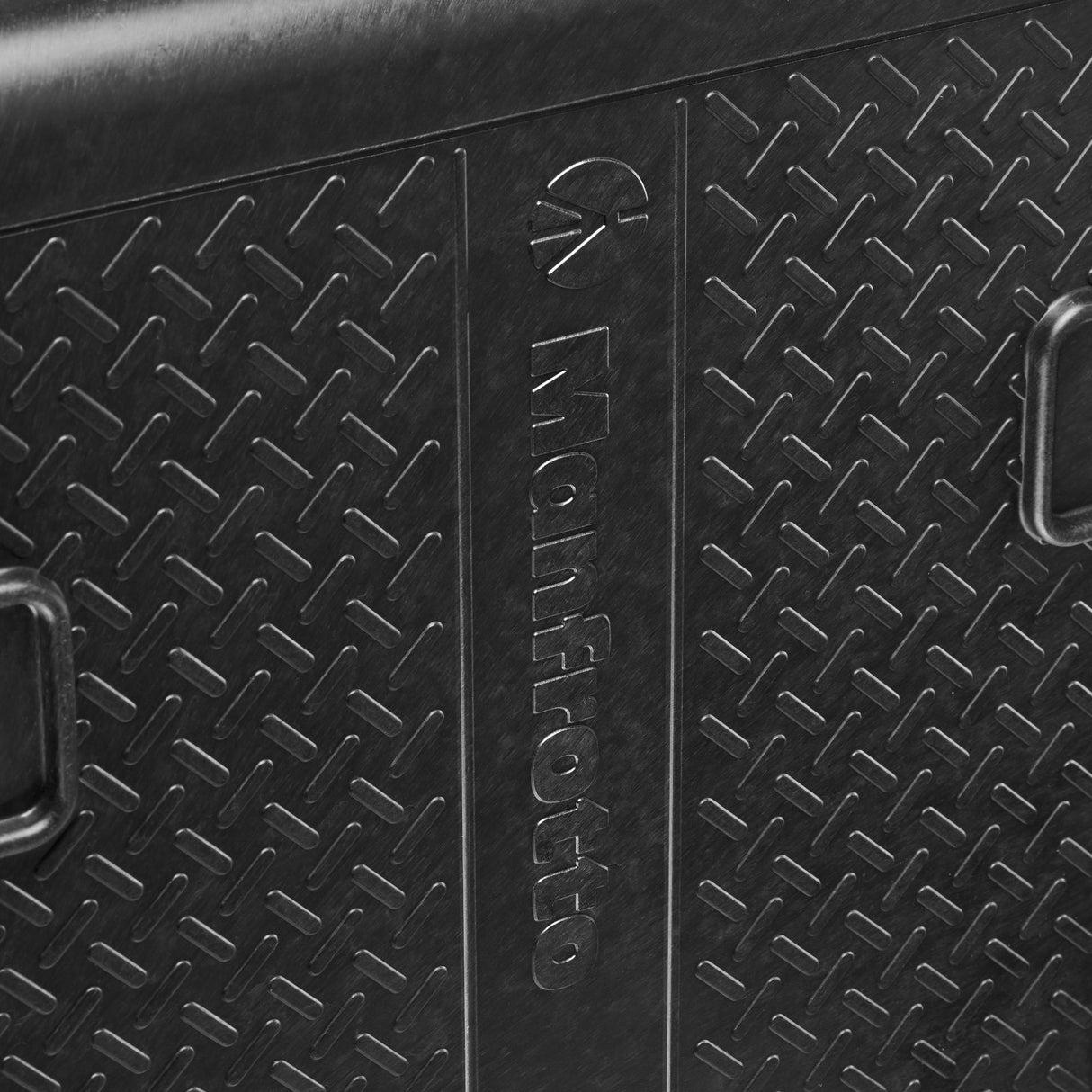 Manfrotto Pro Light Reloader Tough-55 High Lid Carry-On Camera Rollerbag (Black)