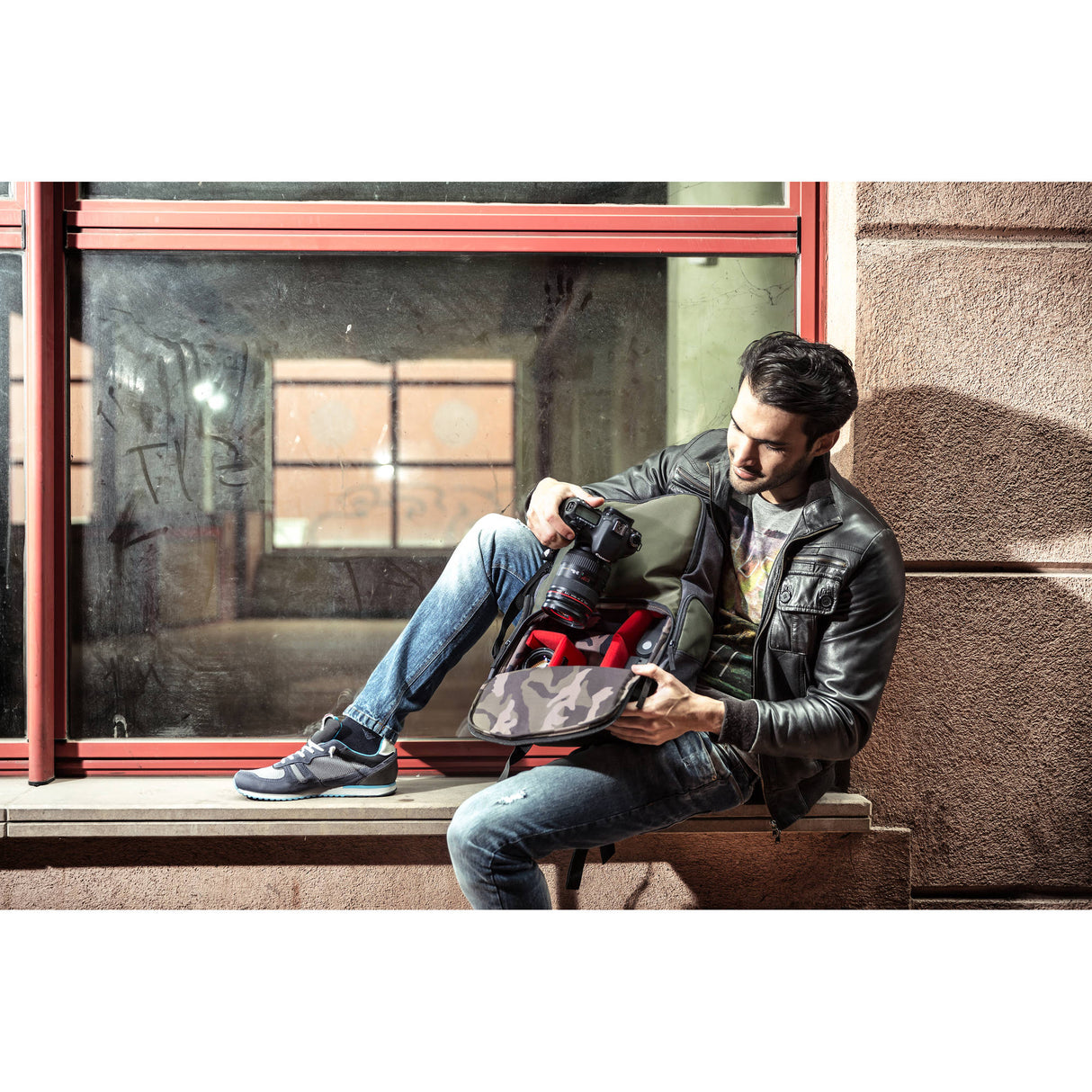 Manfrotto Street Camera and Laptop Backpack for DSLR/CSC (Green and Gray)